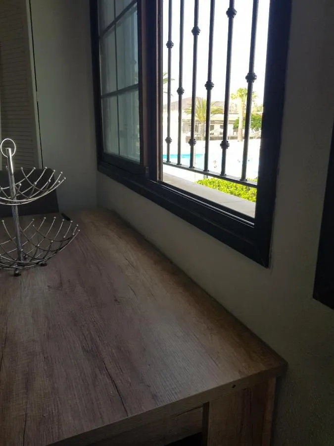Appartement Apartamento Junto A La Piscina Arona  Spanje